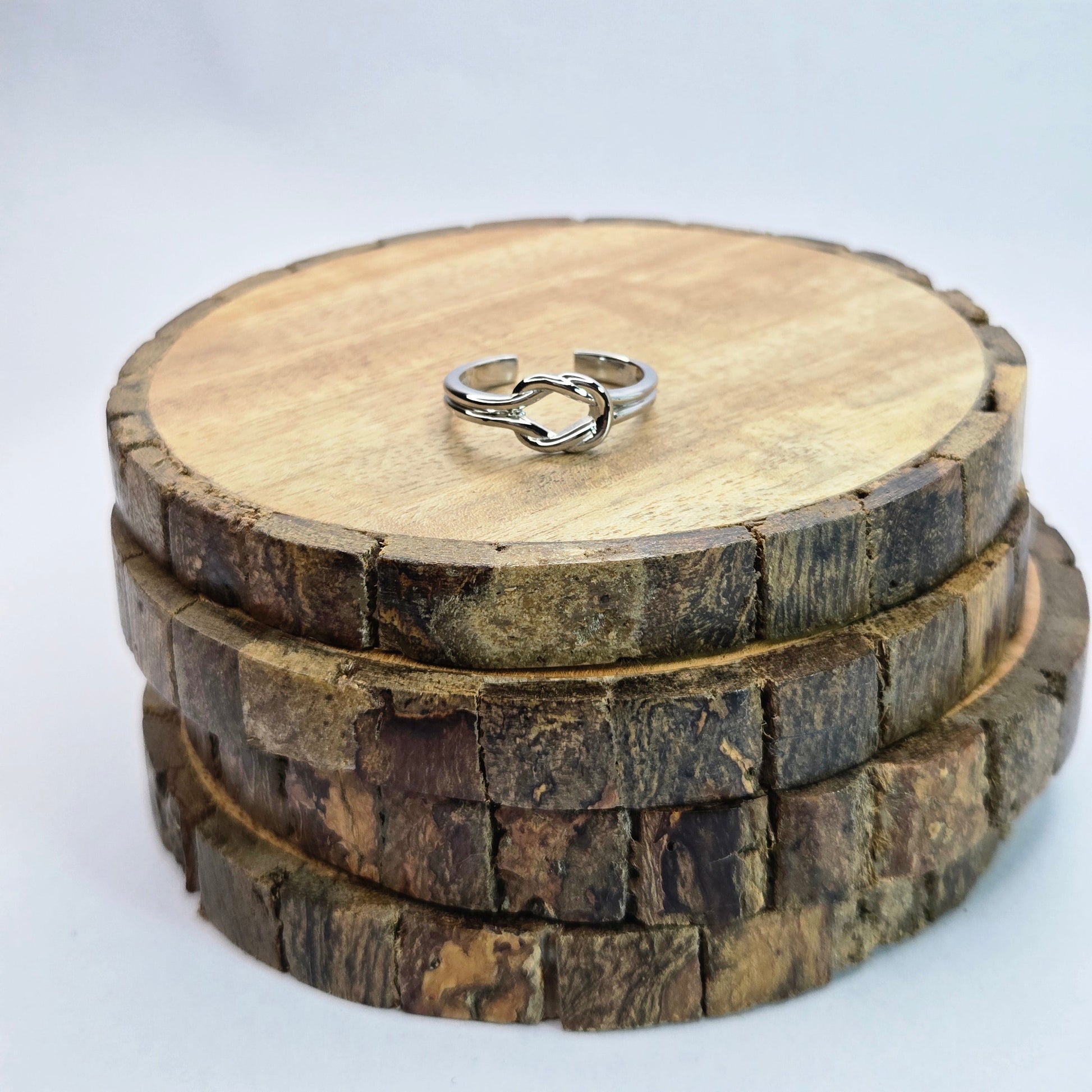 925 sterling silver Entwine ring for women with interlocking knot design and open band